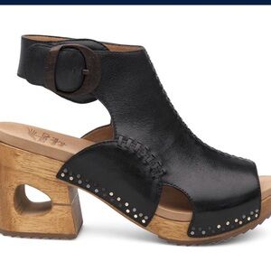 Dansko Octavia Sandals Black Leather Size 37 = 6.5 -7 Us Ankle Strap